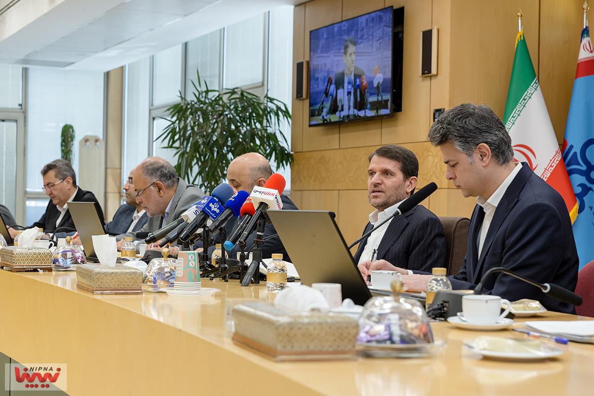 نشست خبری معاون وزیر نفت و مدیرعامل شرکت ملی صنایع پتروشیمی در آستانه برگزاری نوزدهمین نمایشگاه بین المللی ایران پلاست 23